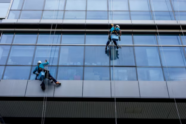 facade cleaning service in Dubai
